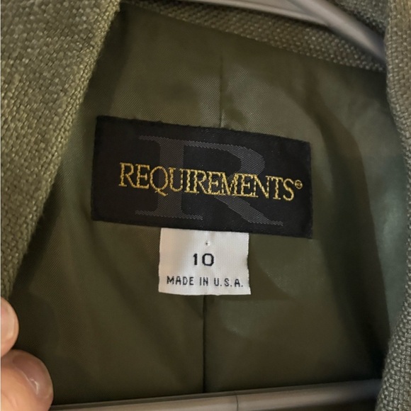 Vintage Olive Green Blazer with Button Details - Picture 4 of 9